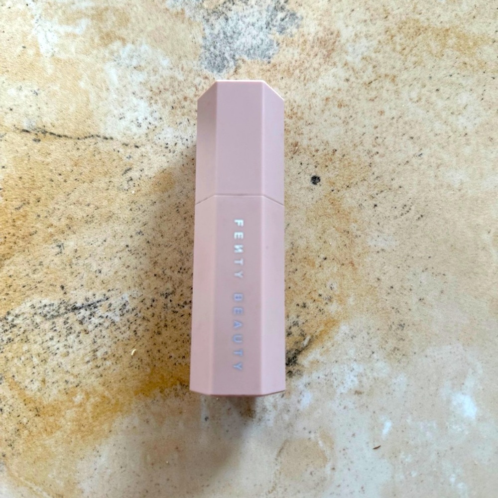 Fenty contour stick
